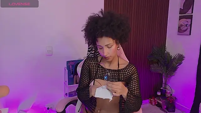 Snapshot of mulata_1ch chatting on June 11, 2026, 1:05 am mulata 1ch online show from June 11, 2026, 1:05 am