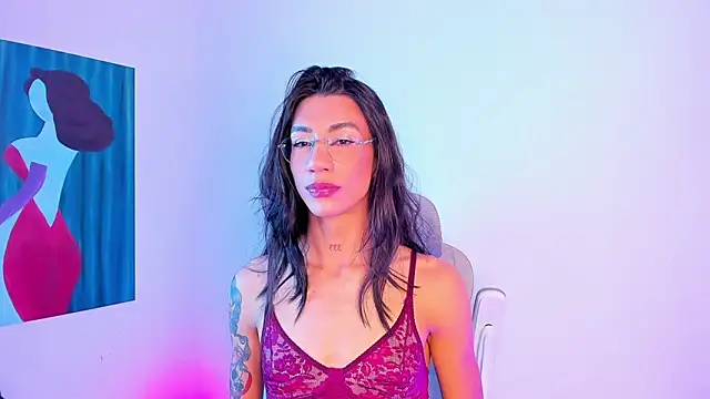 sofiaa grey  online show from June 9, 2026, 4:19 pm