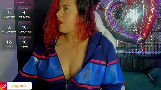 Shayla27 online show from February 17, 2025, 1:11 pm