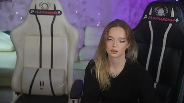Cassy-Celestial  online show from August 6, 2026, 7:36 am