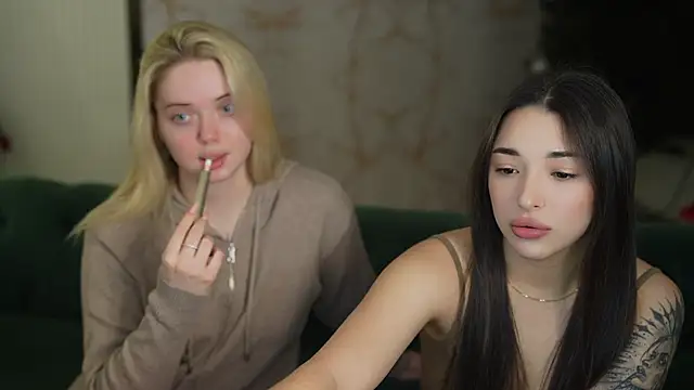 Snapshot of Cassy-Celestial_ chatting on January 31, 2025, 11:45 pm Cassy-Celestial online show from January 31, 2025, 11:45 pm
