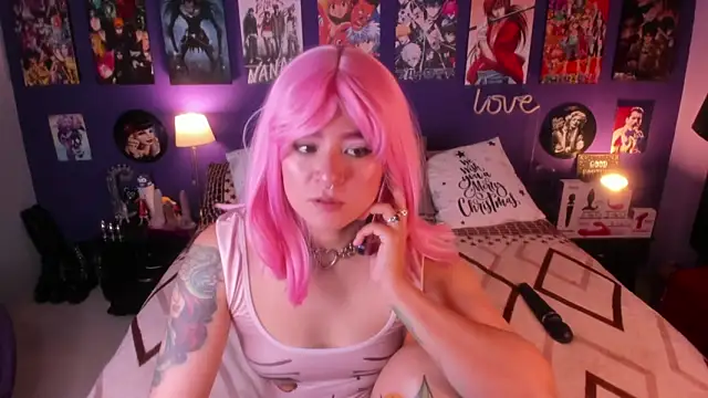 Snapshot of anne_cross chatting on November 26, 2025, 10:21 pm anne cross online show from November 26, 2025, 10:21 pm