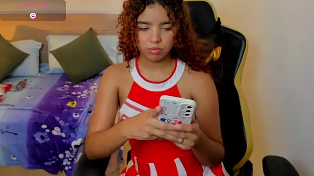 Snapshot of aurora_rodriguez chatting on February 27, 2025, 3:48 pm aurora rodriguez online show from February 27, 2025, 3:48 pm