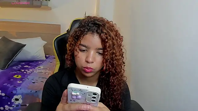 Snapshot of aurora_rodriguez chatting on February 1, 2025, 3:18 pm aurora rodriguez online show from February 1, 2025, 3:18 pm