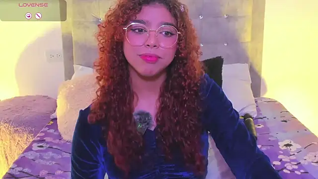 Snapshot of aurora_rodriguez chatting on March 7, 2025, 2:46 am aurora rodriguez online show from March 7, 2025, 2:46 am