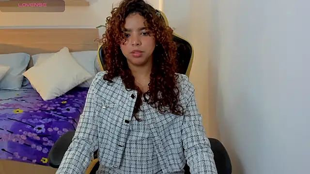 Snapshot of aurora_rodriguez chatting on February 18, 2025, 3:20 pm aurora rodriguez online show from February 18, 2025, 3:20 pm