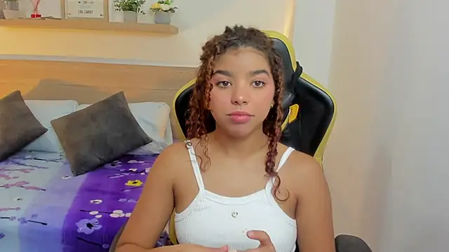 Snapshot of aurora_rodriguez chatting on January 23, 2025, 12:19 pm aurora rodriguez online show from January 23, 2025, 12:19 pm