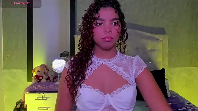 Snapshot of aurora_rodriguez chatting on March 22, 2025, 12:49 am aurora rodriguez online show from March 22, 2025, 12:49 am