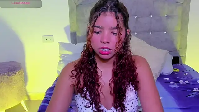 Snapshot of aurora_rodriguez chatting on March 16, 2025, 1:49 pm aurora rodriguez online show from March 16, 2025, 1:49 pm