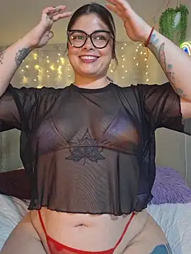 Snapshot of Juliietha_servas chatting on June 22, 2026, 11:57 pm Juliietha servas online show from June 22, 2026, 11:57 pm