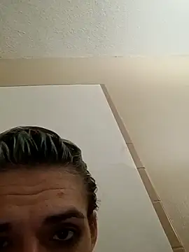 Snapshot of kylierae3133 chatting on November 23, 2025, 2:43 am kylierae3133 online show from November 23, 2025, 2:43 am