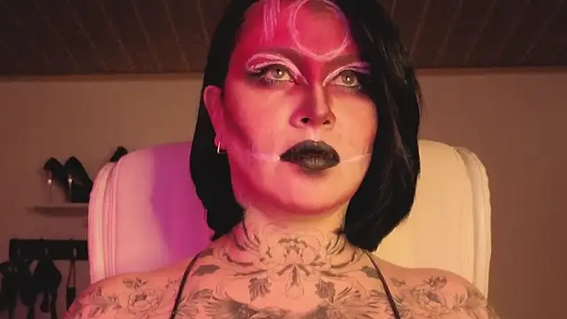 Olivia seex online show from November 6, 2025, 1:37 pm