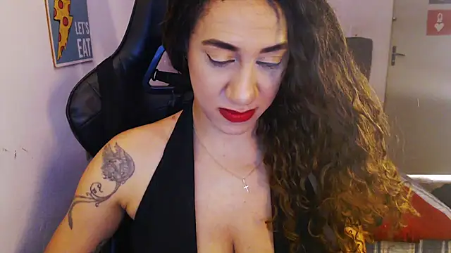 Snapshot of gauchinhaG chatting on November 19, 2025, 6:30 pm gauchinhaG online show from November 19, 2025, 6:30 pm