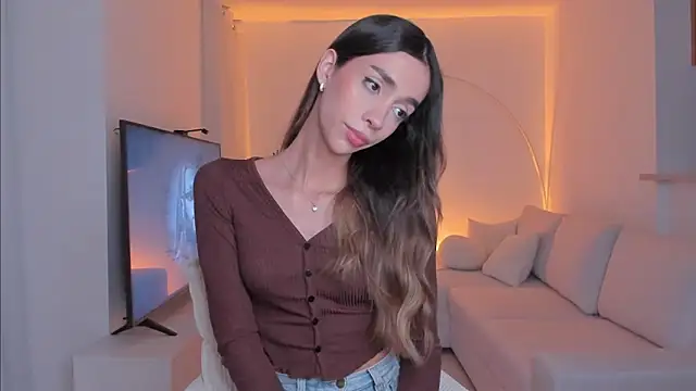 Snapshot of Emmavr chatting on October 21, 2025, 2:22 am Emmavr online show from October 21, 2025, 2:22 am