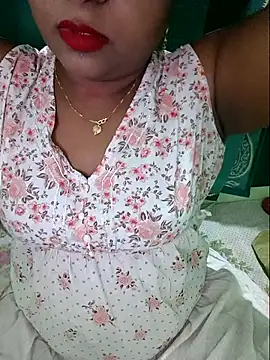 Snapshot of NEHA-DESHI chatting on October 6, 2025, 7:58 pm NEHA-DESHI online show from October 6, 2025, 7:58 pm