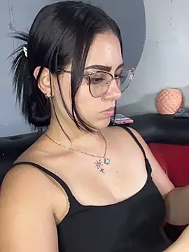 Azuna25 online show from April 30, 2026, 8:27 pm