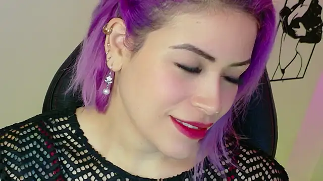 Snapshot of Natalia_Montoya chatting on June 8, 2026, 12:49 am Natalia Montoya online show from June 8, 2026, 12:49 am