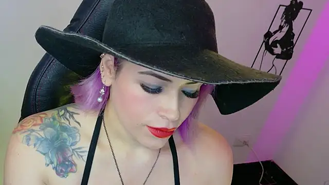 Snapshot of Natalia_Montoya chatting on June 20, 2026, 9:47 am Natalia Montoya online show from June 20, 2026, 9:47 am