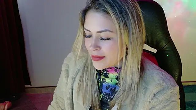 Natalia Montoya online show from October 23, 2025, 8:29 pm