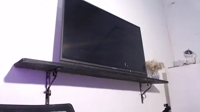 Snapshot of bix_couples chatting on November 8, 2025, 3:10 am bix couples online show from November 8, 2025, 3:10 am