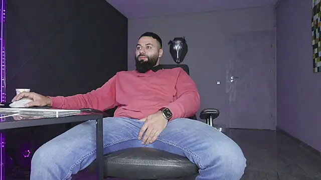 Snapshot of mattmasterss chatting on November 24, 2025, 5:51 am mattmasterss online show from November 24, 2025, 5:51 am