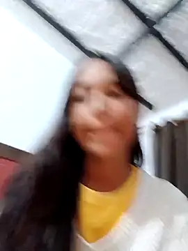 Snapshot of Bonnie_Clydeee chatting on December 5, 2025, 12:21 am Bonnie Clydeee online show from December 5, 2025, 12:21 am