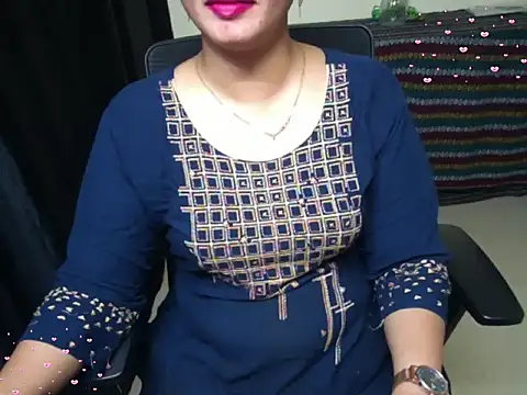 Snapshot of Arushisingh8888 chatting on December 4, 2025, 1:10 pm Arushisingh8888 online show from December 4, 2025, 1:10 pm