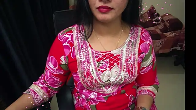 Snapshot of Arushisingh8888 chatting on July 1, 2026, 2:06 pm Arushisingh8888 online show from July 1, 2026, 2:06 pm