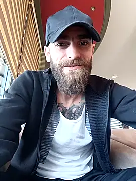 Snapshot of Antonio_Vatooo chatting on April 10, 2026, 10:00 am Antonio Vatooo online show from April 10, 2026, 10:00 am