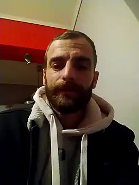 Snapshot of Antonio_Vatooo chatting on January 30, 2025, 6:32 pm Antonio Vatooo online show from January 30, 2025, 6:32 pm