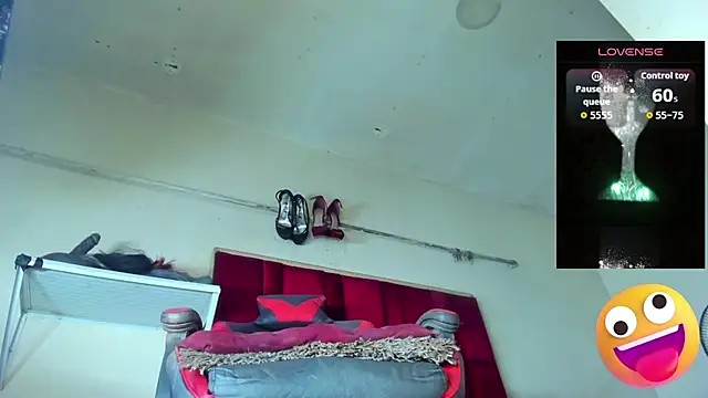 Snapshot of Trixy_star_horney chatting on October 10, 2025, 12:22 am Trixy star horney online show from October 10, 2025, 12:22 am