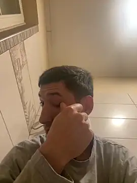 Gionnytav online show from November 17, 2025, 4:27 am