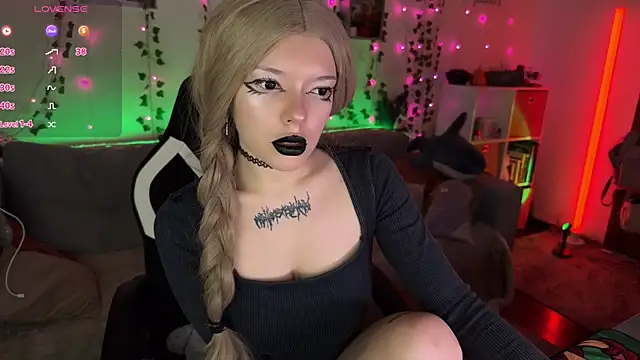 Snapshot of Eva-miller1 chatting on November 25, 2025, 2:50 pm Eva-miller1 online show from November 25, 2025, 2:50 pm