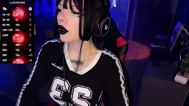 Snapshot of Eva-miller1 chatting on October 23, 2025, 11:09 am Eva-miller1 online show from October 23, 2025, 11:09 am