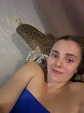 AlisaKissss online show from November 18, 2025, 6:33 pm