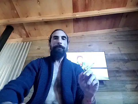 Snapshot of manucho2023 chatting on May 15, 2026, 3:21 pm manucho2023 online show from May 15, 2026, 3:21 pm
