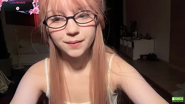 Snapshot of electric_babe chatting on April 19, 2026, 6:10 pm electric babe online show from April 19, 2026, 6:10 pm
