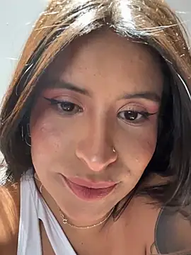 Snapshot of _elektrah chatting on July 24, 2026, 4:58 pm elektrah online show from July 24, 2026, 4:58 pm