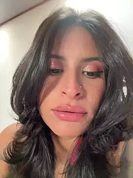 Snapshot of _elektrah chatting on July 16, 2026, 1:41 pm elektrah online show from July 16, 2026, 1:41 pm