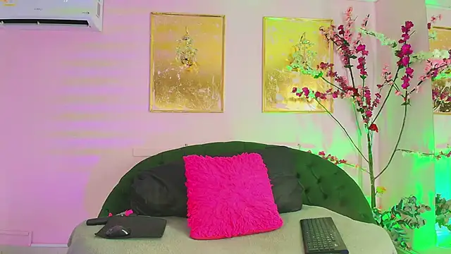 Snapshot of blaisysmith chatting on March 17, 2026, 11:57 am blaisysmith online show from March 17, 2026, 11:57 am