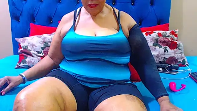 Snapshot of ebonycandy10 chatting on May 6, 2026, 3:54 am ebonycandy10 online show from May 6, 2026, 3:54 am