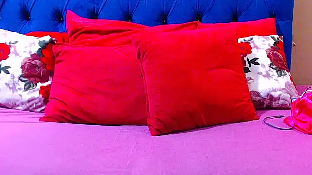 Snapshot of ebonycandy10 chatting on December 2, 2025, 4:58 am ebonycandy10 online show from December 2, 2025, 4:58 am