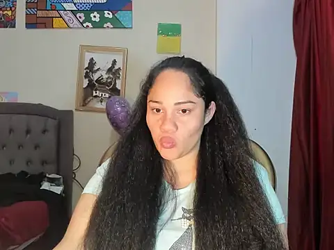 melissa4855 online show from May 3, 2026, 10:57 pm