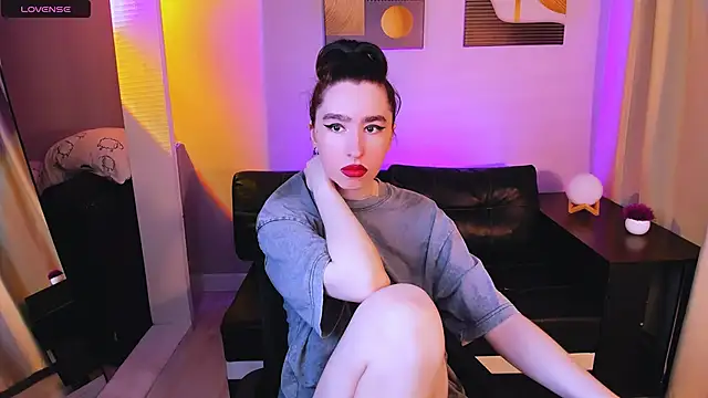 Snapshot of Lily_xBabe chatting on June 4, 2026, 7:02 am Lily xBabe online show from June 4, 2026, 7:02 am