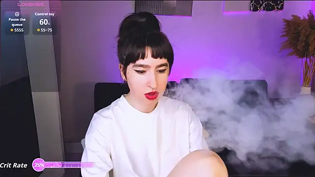Snapshot of Lily_xBabe chatting on July 16, 2026, 2:25 pm Lily xBabe online show from July 16, 2026, 2:25 pm