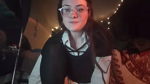 Snapshot of EyaDivine1 chatting on February 2, 2025, 9:13 pm EyaDivine1 online show from February 2, 2025, 9:13 pm