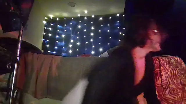 Snapshot of EyaDivine1 chatting on November 16, 2025, 4:06 am EyaDivine1 online show from November 16, 2025, 4:06 am