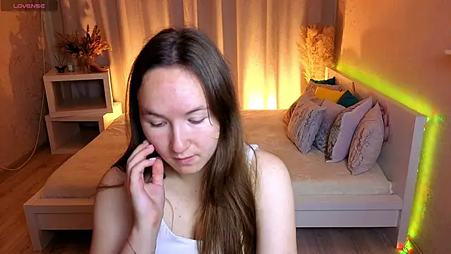 Little doll meow online show from October 1, 2025, 2:49 am