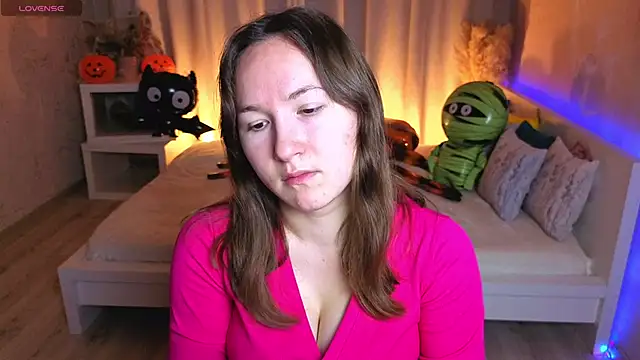 Little doll meow online show from October 28, 2025, 2:56 am