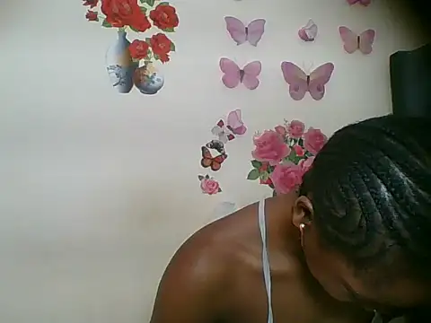 HotJeylee online show from October 1, 2025, 8:41 am